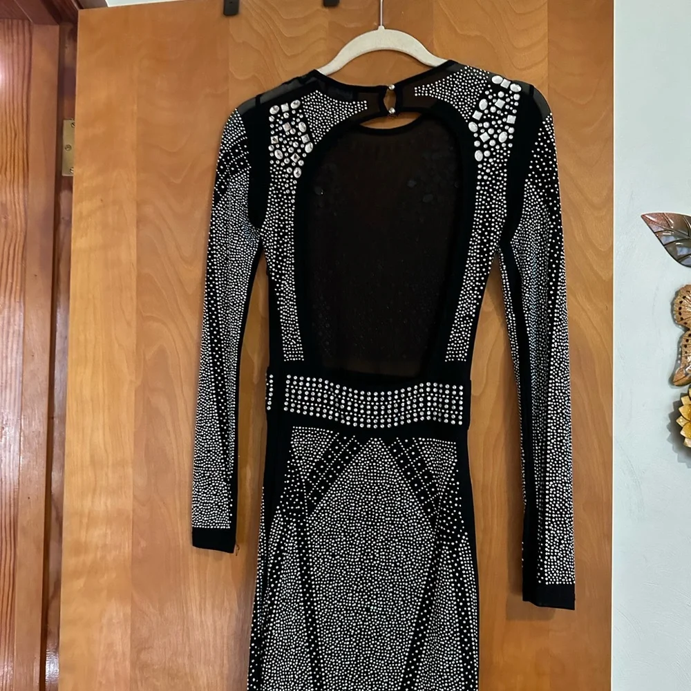 Dress - Picture 3 of 3